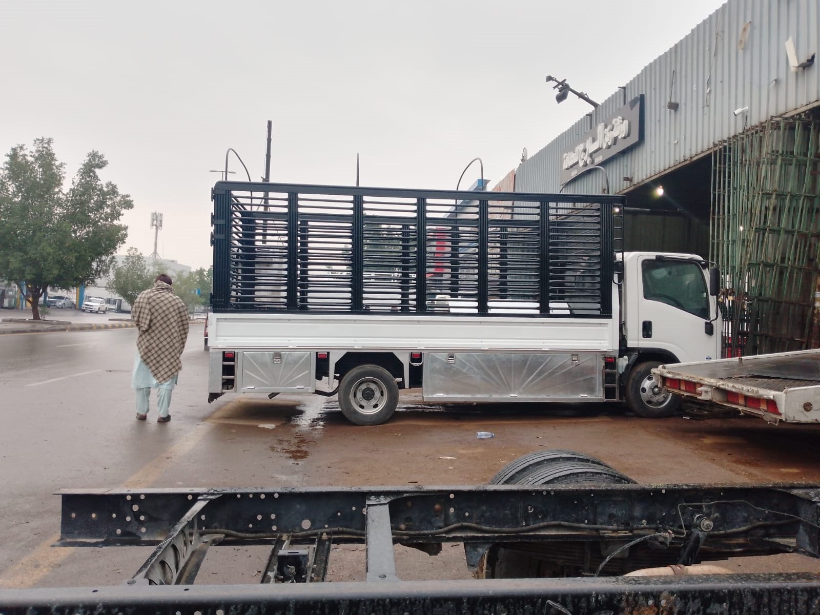· للبيع صندوق دينا صندوق دينا بلاط بالرياض صندوق دينا نظيف اسيزو الرياض